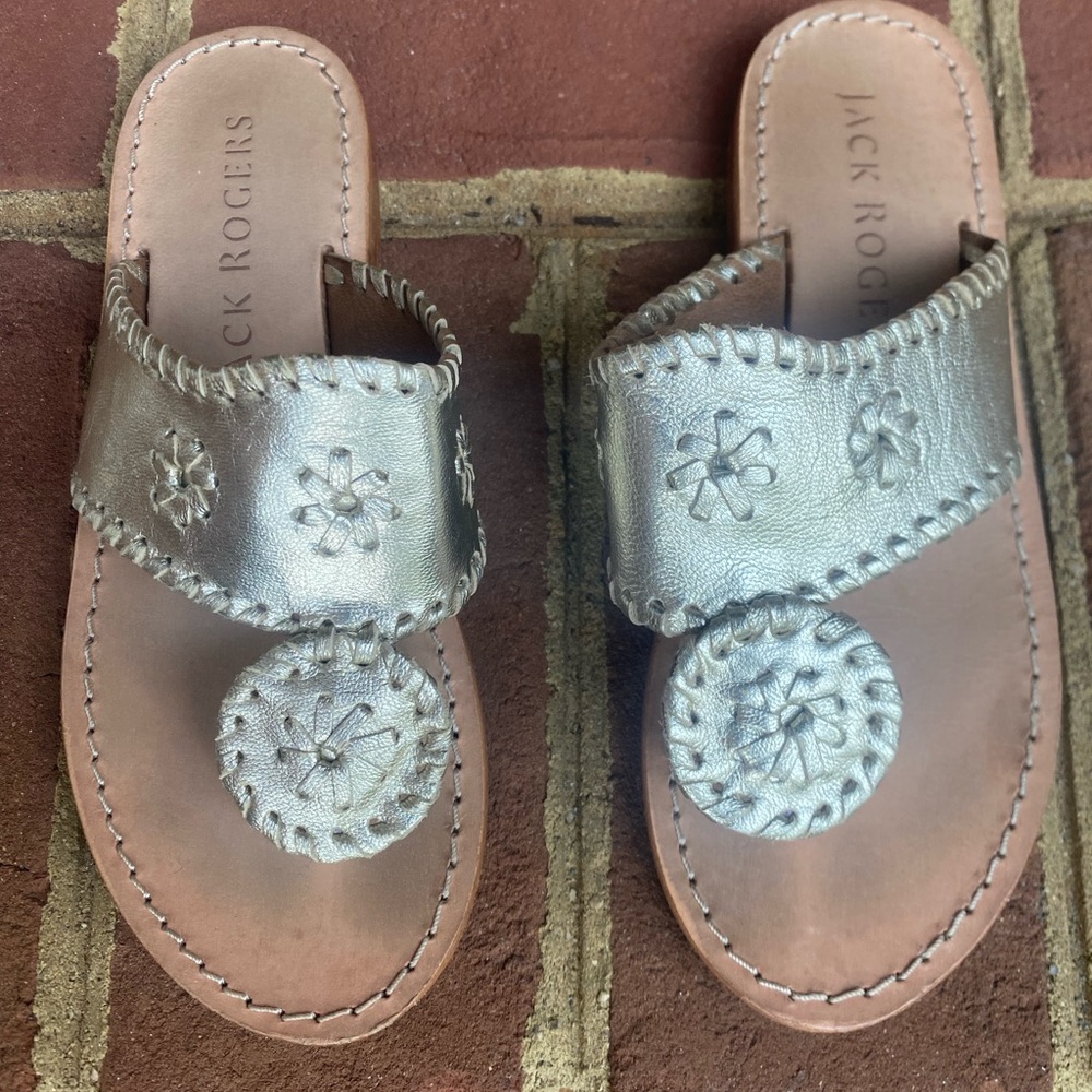 Jack Rogers Girls’ Hampton Sandals. Girls’ size 2.
